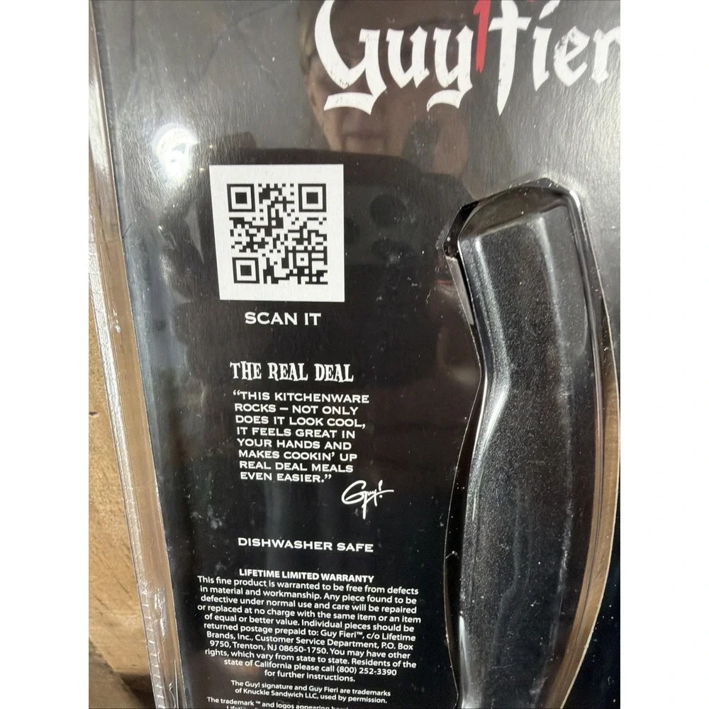 Guy Fieri Hand Held Double Blade Food Chopper Mezzaluna Salad Herb Knife Black
